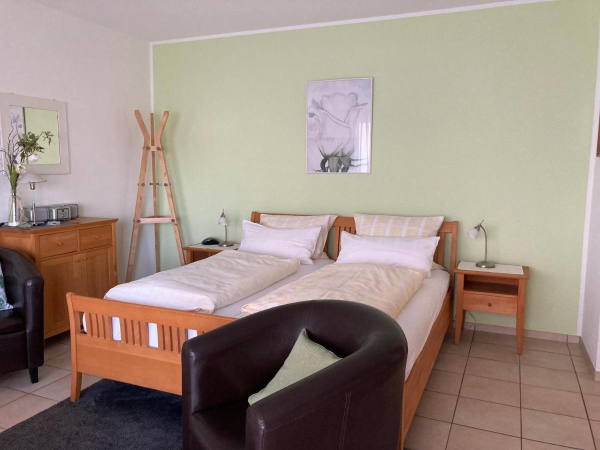 Landhaus-Apartments Wattenheim Extérieur photo